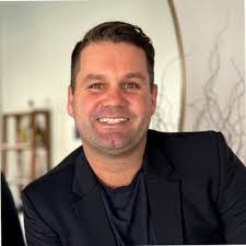 Anthony Nalbone's Instagram, Twitter & Facebook