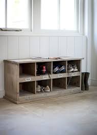 Schuhbank Schuhbank Schuhaufbewarung Schliessfacher