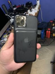 Battery cases are not limited to a specific group of people. Images Of New Smart Battery Cases For Iphone 11 And 11 Pro Found In Ios 13 2 Macrumors