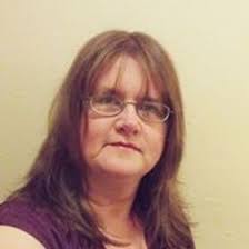 Lori Lokken's Instagram, Twitter & Facebook