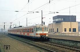 420 168 Fahrt Als S 4234 Nach Koln Chorweiler Nord In Den Bahnhof Koln Mulheim Ein Noch Ist Das Neue Dr Stellwerk Mf Sp D In 2020 S Bahn Bundesbahn Modelleisenbahn