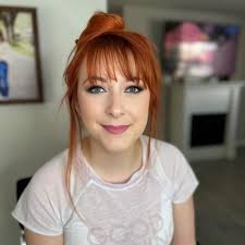 Amanda Monahan 🤍 Florida Makeup Artist (@mandaglamsya) • Instagram-bilder  og -videoer