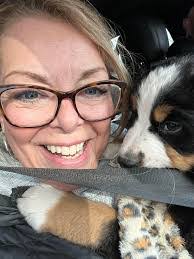 Karen Relyea's Instagram, Twitter & Facebook