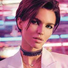 Pin By Nova Rose On Fandoms Ruby Rose Hair Ruby Rose Haircut Ruby Rose