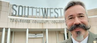 Annie Sultana's Instagram, Twitter & Facebook