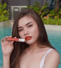 Sammy serving us some hot summer vibes look❣️😘🔥