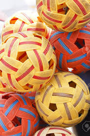 Check spelling or type a new query. Tailandes Juego De Pelota O Bola De Sepak Takraw Se Juega Tradicionalmente En Tailandia Y Asia Oriental Fotos Retratos Imagenes Y Fotografia De Archivo Libres De Derecho Image 10105437