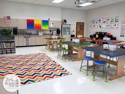 Setting Up My Art Room 2017 2018 Art Classroom Decor Elementary Art Rooms Elementary Art Classroom