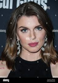 Uncut gems julia hi-res stock photography and images