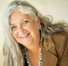 Felicia Hyde's Instagram, Twitter & Facebook