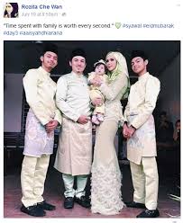 Actress, brands ambasador, mother and wife to zs for any booking call my manager +60126160949. Rozita Che Wan Bridesmaid Dresses Mermaid Gown Wedding Dresses