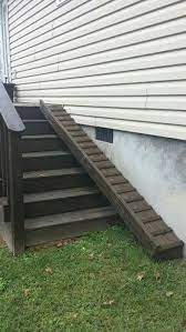 47 Unique Dog House Design Ideas That Located In Under Stairs Dog Stairs Dog Ramp Dog Ramp For Stairs