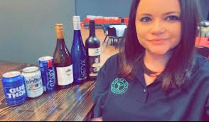 Hello everyone a quick introduction to our newest member to our team she is  an amazing person with great personality. She is very talented and  excellent at what she does very addicted,passionate,she