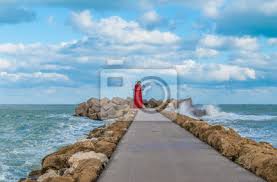 Il sito farnesevini.it utilizza i cookie, anche di terzi, per offrire servizi in linea con le tue preferenze e inviarti pubblicità. Ortona Abruzzen Italien Die Stadt An Der Adria Hier Die Fototapete Fototapeten Ortona Pescara Chieti Myloview De