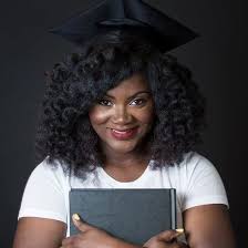 Top Ways To Slay In Your Graduation Cap With Natural Hair Natural Hair Styles Graduation Hairstyles Graduation Hairstyles With Cap