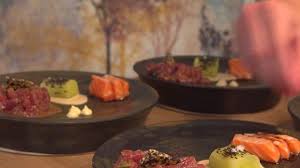 Asiatisch Mariniertes Thunfischtatar Flambierter Lachs An Ponzusauce Rezept Rezept Thunfisch Tatar Perfektes Dinner Rezepte Lebensmittel Essen