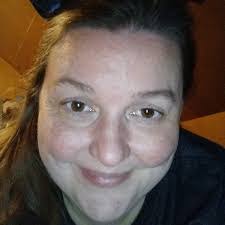 Amanda Slowik's Instagram, Twitter & Facebook