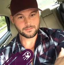 Can anyone recommend a good barber for a flat top in Hernando/Pasco county,  Florida?