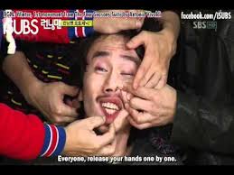 Download kwang soo funny moment to mp3 and mp4 for free. Lee Kwangsoo Funny Face Very Funny Eng Sub Youtube