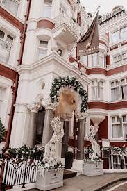 London Staycation At St James S Hotel Club Mollie Moore St James London London Hotels James Hotel