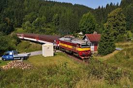 Pin By Steam Enthusiast On Electric Trains Train Electric Train House Styles