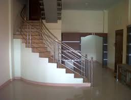 Railing tangga kaca stainless adalah pagar pembatas atau rel mpembatas tangga yang berfungsi sebagai pegangan atau pengaman terhadap sisi luar bagi orang pada saat menaiki dan menuruni anak tangga yang kami jual untuk wilayah tangerang , jakarta , bekasi , cikarang , krawang , bogor. Jasa Pembuatan Railing Tangga Besi Stainless Di Bali Pagar Besi Teralis Canopy Kanopi Bali