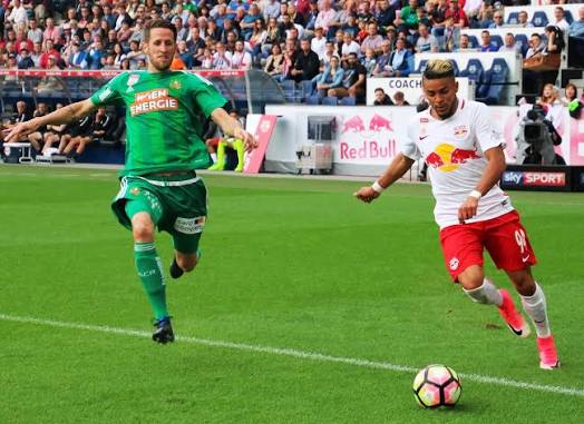 Archivo:FC Red Bull Salzburg vs. SK Rapid Wien (13. Mai 2017) 35.jpg - Wikimedia Commons