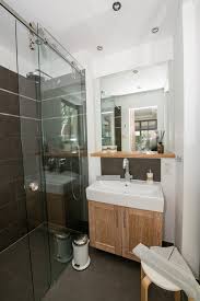 Hier kann ein badplaner hilfreich sein, der optimale. Ferienwohnung Villa Amalie Binz Badezimmer