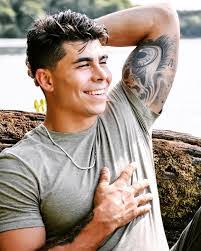 Brittany Papa's Instagram, Twitter & Facebook