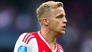 Auch wenn es zum sixpack. Bvb Transferupdate Der Stand Bei Van De Beek Brandt Schulz Und Hazard 90min