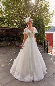 Model 19053 Dantel Saten 2019 Koleksiyon Yarasa Kollu Sirt Dekoltesi A Kesi Dantel Dekoltes Simple Wedding Gowns Wedding Dresses Simple Bridal Dresses