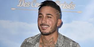Loana en route pour la villa des coeurs brisés 4 : Vivian La Villa Des Coeurs Brises 3 Biographie Du Candidat De Tele Realite Cosmopolitan Fr