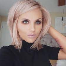 25 Rose Gold Hair Ideas To Inspire Your Dreamy Next Dye Job Hair Styles Medium Hair Styles Straight Hairstyles