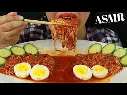 Enoki Mushrooms In Red Spicy Sauce Asmr No Talking Youtube Enoki Mushroom Recipe Spicy Sauce Stuffed Mushrooms