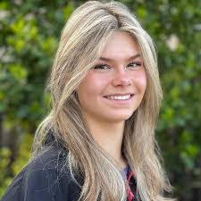 Annabelle Tracy's Instagram, Twitter & Facebook