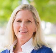 Thank you to our 2022 Executives with Heart Members