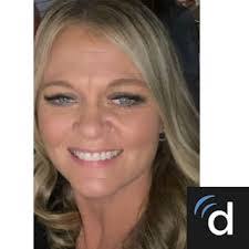 Sarah Delong's Instagram, Twitter & Facebook