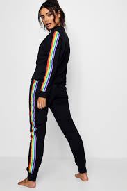 🌍 global fashion brand ✈️ worldwide shipping 💸 tag @boohoo + #boohoo for the chance to win a £50 voucher every friday 📲 tiktok: Women S Rainbow Lounge Set Boohoo Uk