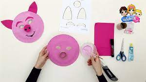 Le truc top c'est que chaque enfant peut imaginer le masque qu'il souhaite. Bricolage Carnaval Masque De Cochon Rose Video Dailymotion