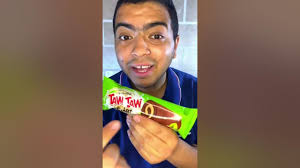 كيك taw taw twist الجديد .. يستحق تجربه ؟ #اكلات #تجربة #شيكولاتة #منتجات  #اكل #fyp #fypシ #نوتيلا