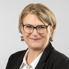 List of the top real estate agents {{- inState }}