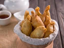 Tentu saja cara ini praktis dan mudah untuk diiikuti. Resep Pisang Molen Camilan Praktis Dan Lezat Untuk Akhir Pekan