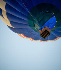 Din 06.aprilie.2009 participati la concursul organizat de john balon sky team si askmen.ro si puteti castiga o calatorie cu. Zbor Cu Balonul Si Transportul Inclus La Balon Si In Bucuresti