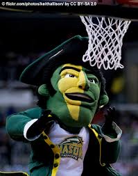 Watch dallas mavericks vs los angeles clippers free online in hd. Kurios Nba Maskottchen Greift Ins Spielgeschehen Ein Bbl Profis