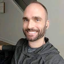 Ray Batts's Instagram, Twitter & Facebook