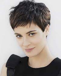 In this article we will list some popular but simple short hairstyles that can make you even cool and charming. 20 Simple Short Haircuts
