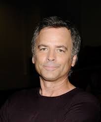 Robert Lodge's Instagram, Twitter & Facebook