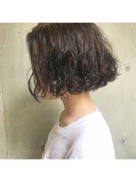 2019年春 bibito 切りっぱなしデジタルパーマ 丸みショート ソバージュ bibito ビビト のヘアスタイル biglobeヘアスタイル ヘアスタイル パーマ パーマ ショートボブ