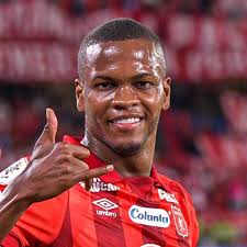 Oficial: el América confirmó que Larry Angulo no seguirá más en el equipo