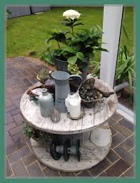 Diy Kabeltrommel Garten Deko Gartengestaltung Ideen Garten Dekoration Diy Garten Dekoration Diy Garten Dekora In 2020 Garten Deko Gartendekoration Gartendekor